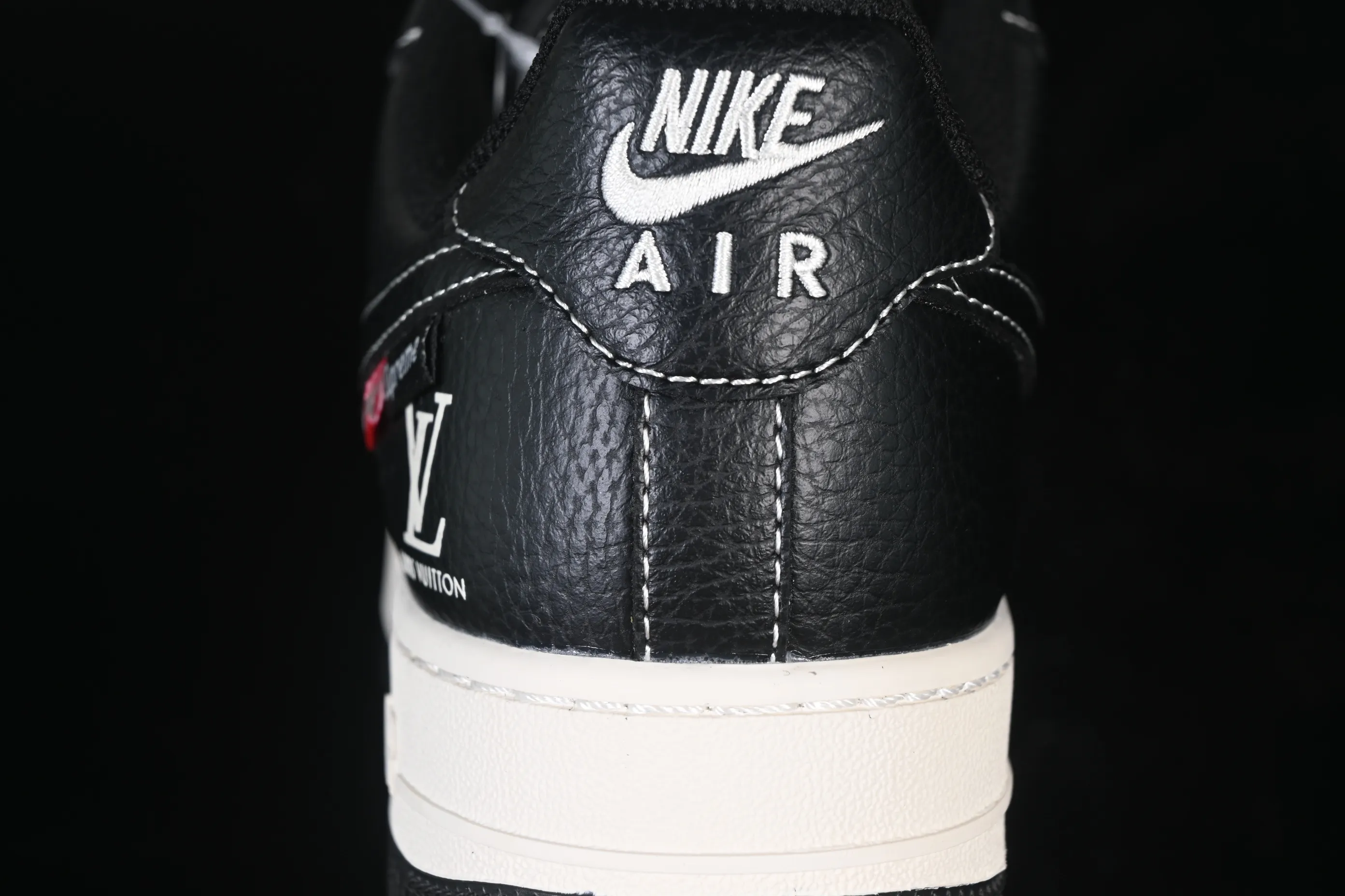 All categories Nk Air Force 1 Air Force series Nk Air Force 1 Low Air Force low-top Nike Air Force 1'07 Low LV joint beige black red small double hook Air Force 1 low-top casual sneakers MZ9588-813